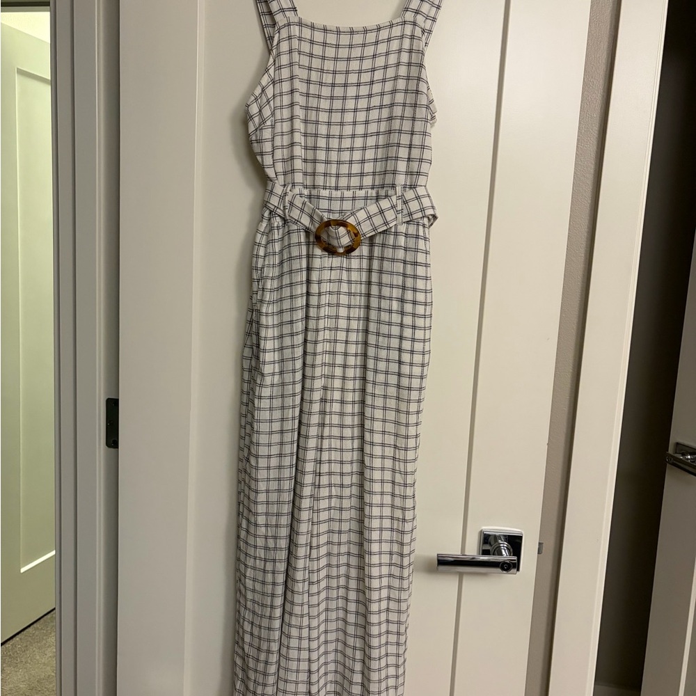 American Eagle Outfitters White and Black Plaid Top